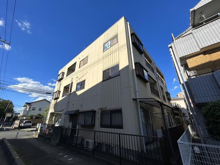 ティーハイム寺島の外観