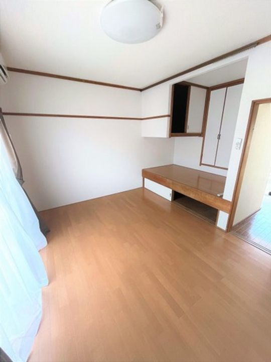 だるまアパ-トの内装