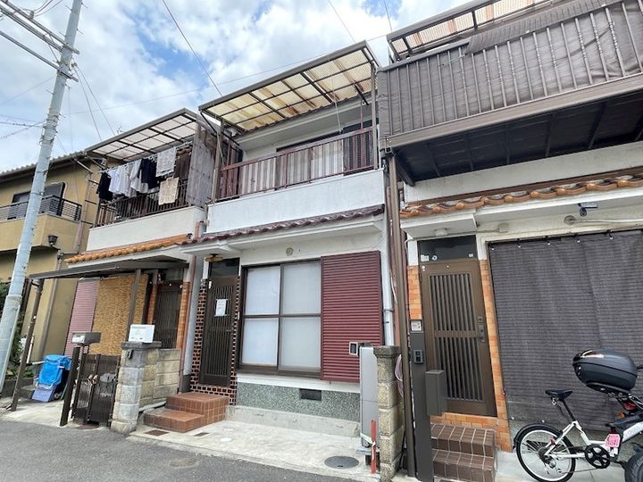 大阪府枚方市出口3(一戸建)の賃貸物件の外観