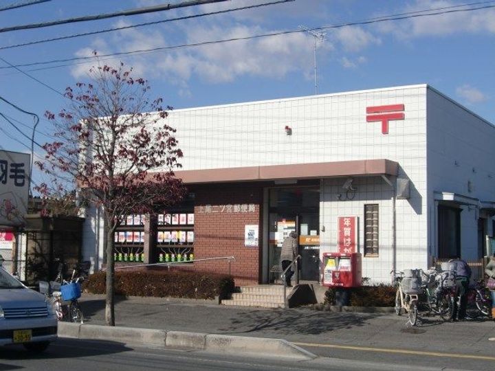 ゴールドスクエアの周辺