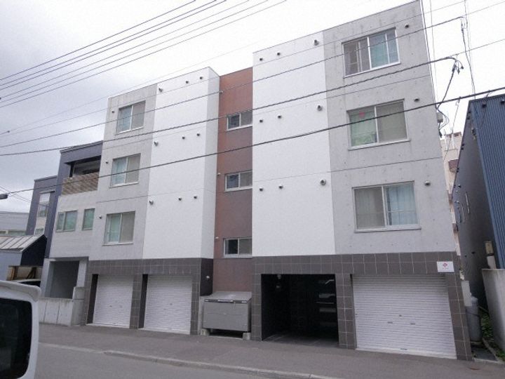 北海道札幌市中央区南六条西25の賃貸マンションの外観