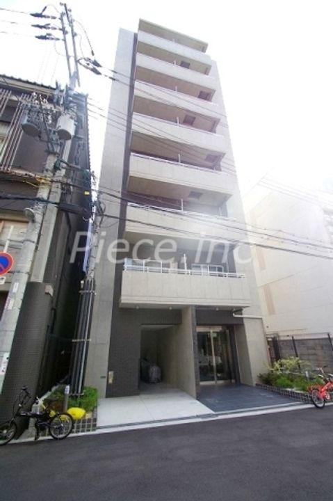 Fujiman北梅田の外観