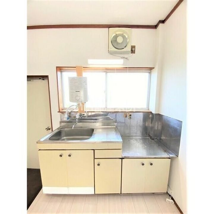 埼玉県川越市かし野台2(アパート)の賃貸物件のキッチン