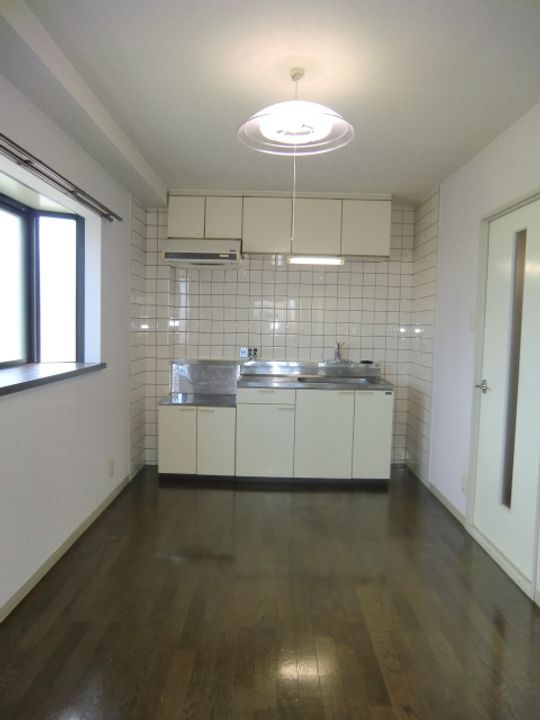 大阪府大阪市平野区瓜破5(マンション)の賃貸物件の居間