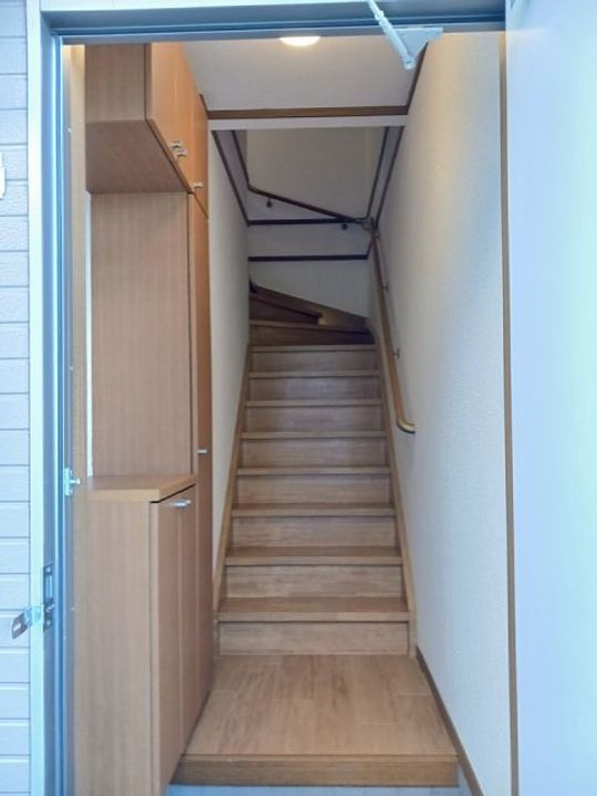 兵庫県丹波市柏原町挙田(アパート)の賃貸物件の玄関