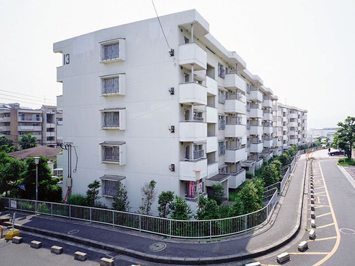 UR枝光の外観