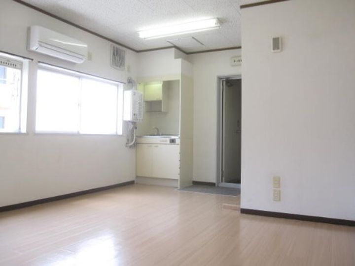 神功オーヤマンションの内装