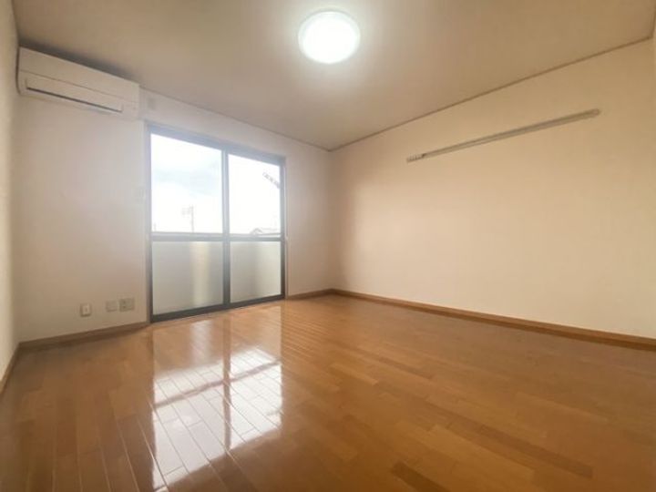 新潟県新潟市秋葉区中村(アパート)の賃貸物件の居間