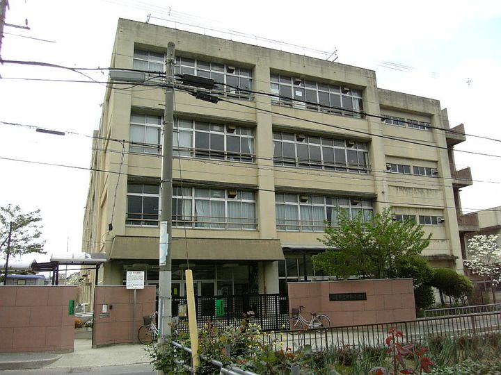 アビシオン小川の周辺