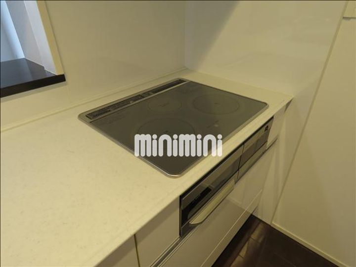 comodo覚王山のキッチン