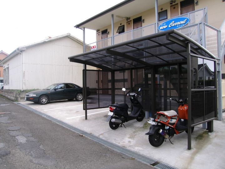 コーポニューカレントの地図