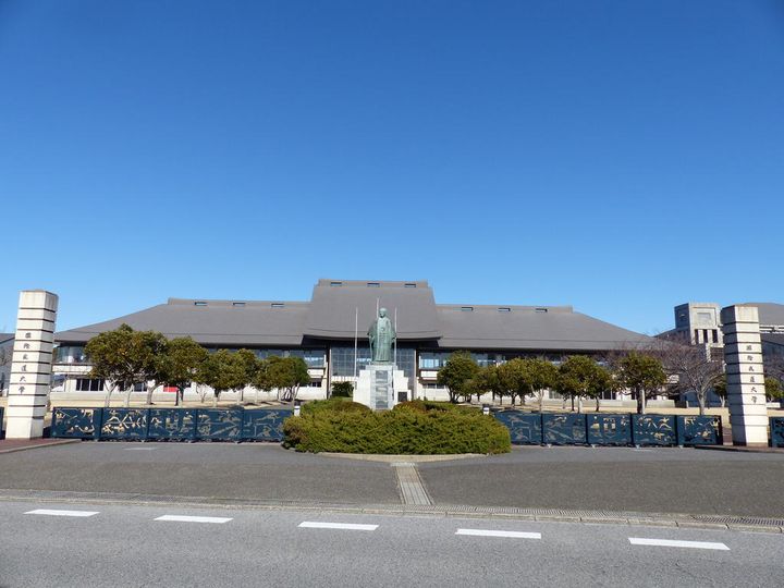 コーポニューカレントの周辺