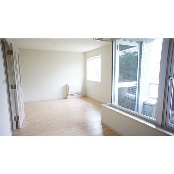 東京都世田谷区池尻3(マンション)の賃貸物件の居間