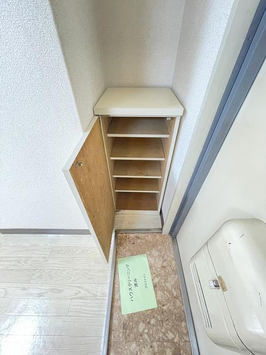 大阪府大阪市淀川区木川東1(マンション)の賃貸物件の玄関