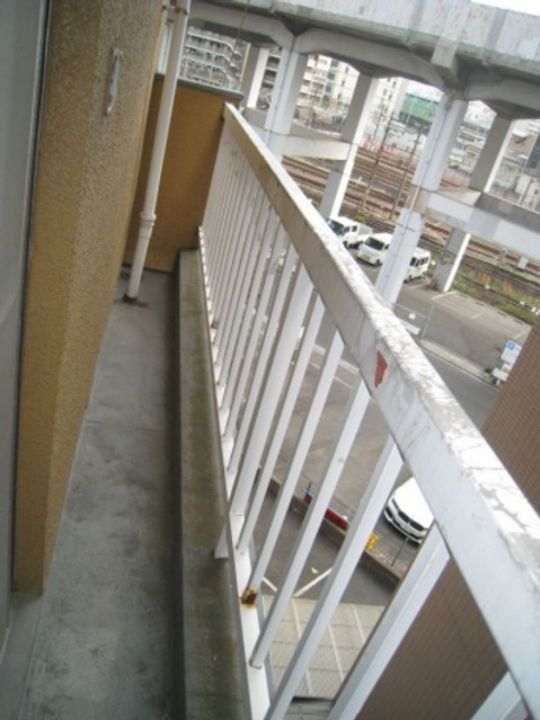 東カニヤ菊地ビルの内装