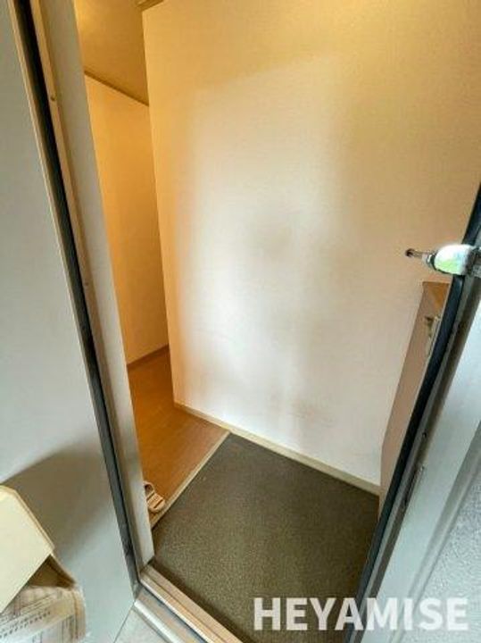 サンシャインプレイスTAKEの玄関