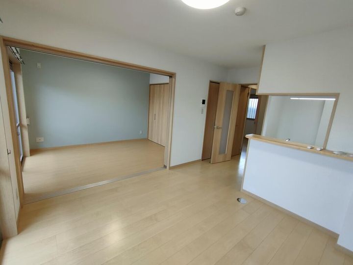 サンハイツアイタウン天辰 A棟の居間