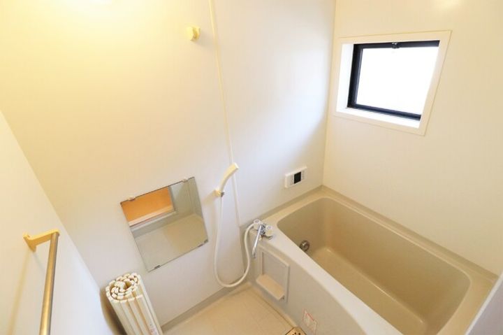 グリーンシャテロB棟の風呂