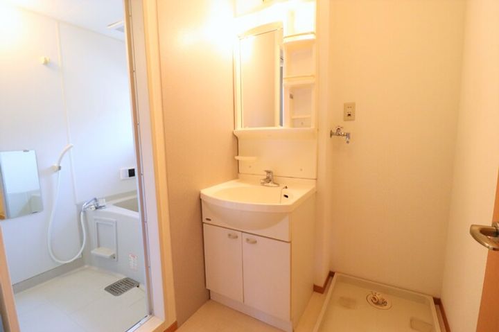 グリーンシャテロB棟の内装