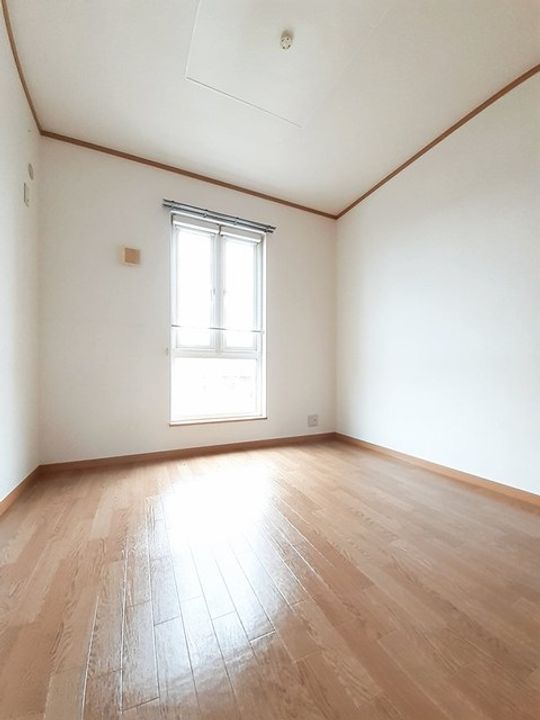 香川県観音寺市南町5(アパート)の賃貸物件の内装