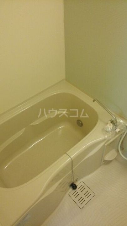 ラ・フランセ下古山Aの風呂