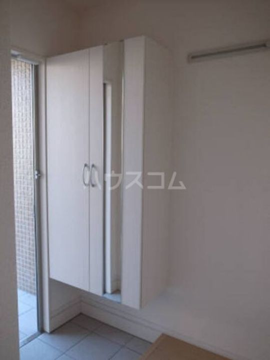 静岡県浜松市中央区上島3(一戸建)の賃貸物件の玄関