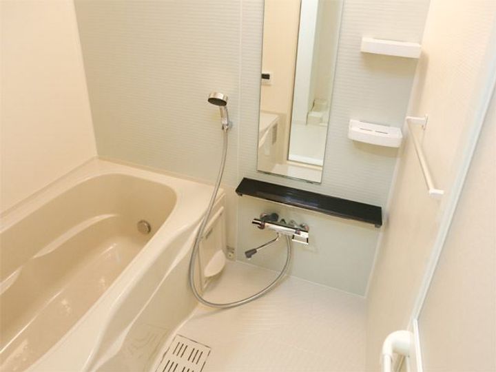 プレミアムキャッスル志賀本通の風呂