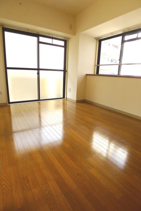 フクロクハイマンション2号館の居間