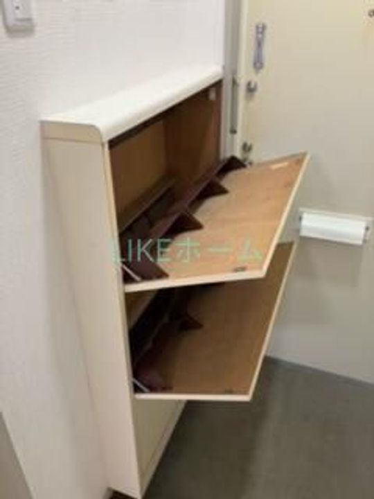 ケント・ピア西船の内装