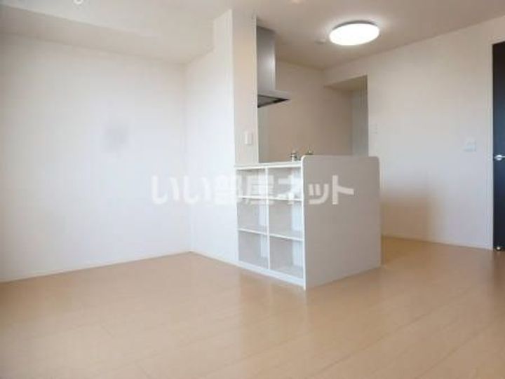 栃木県足利市福居町(アパート)の賃貸物件の居間