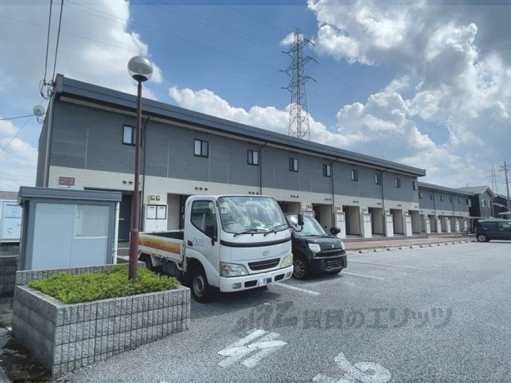 レオパレス彦根の外観