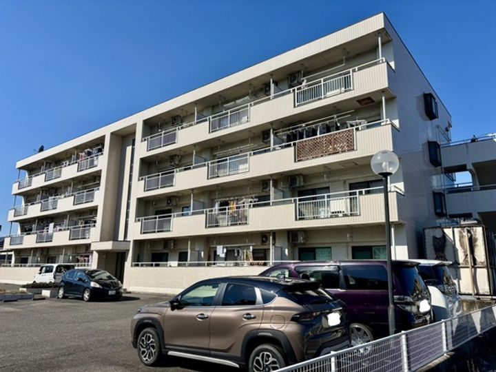 パークサイド鈴鹿の外観