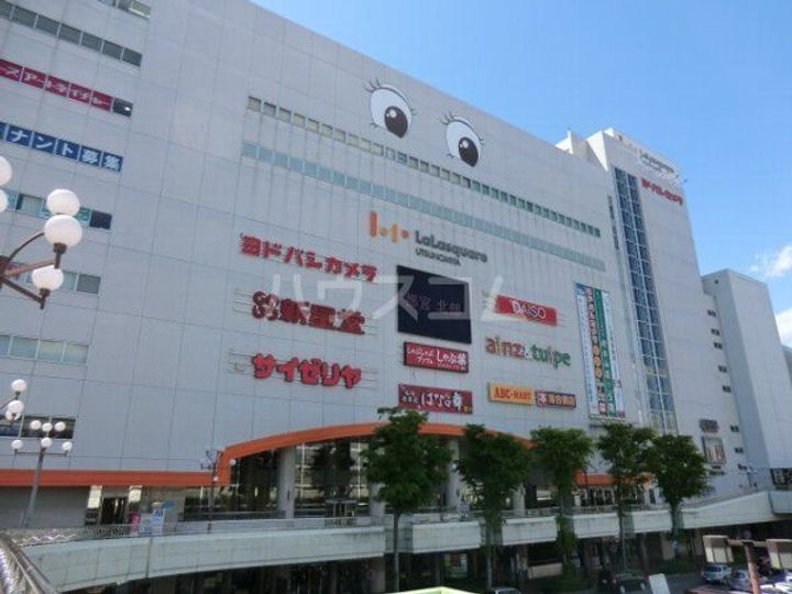 ザ・ミレニアムタワーの周辺