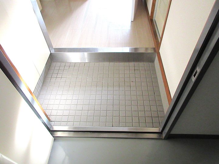 大芝グリーンコーポの玄関