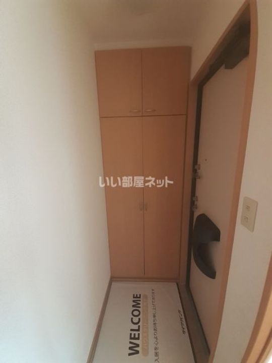 兵庫県西脇市野村町茜が丘(アパート)の賃貸物件の玄関