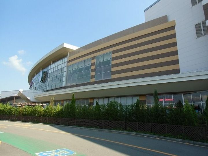 イーストビースティ IIの周辺