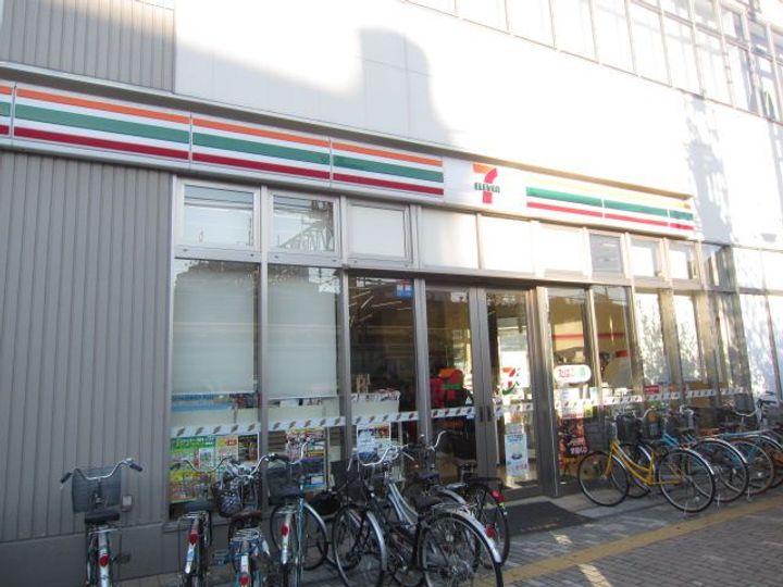 プリマーズの周辺