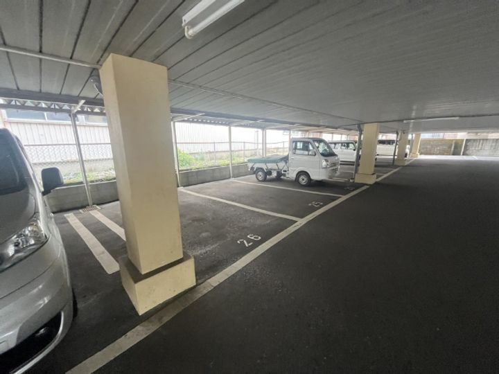 ロイヤル薊野の地図