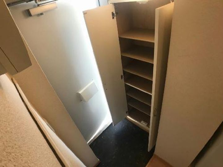 レオパレスVilla偕楽の玄関