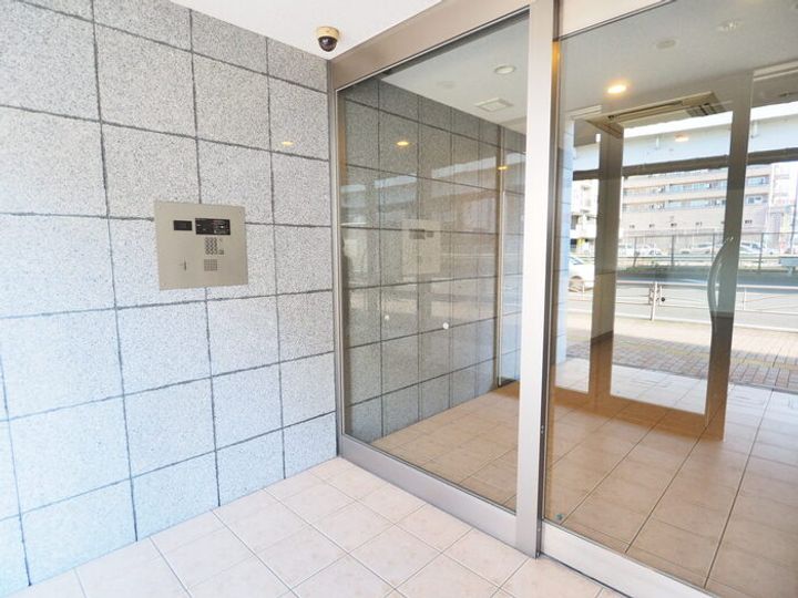 神奈川県横浜市神奈川区神奈川2(マンション)の賃貸物件の地図