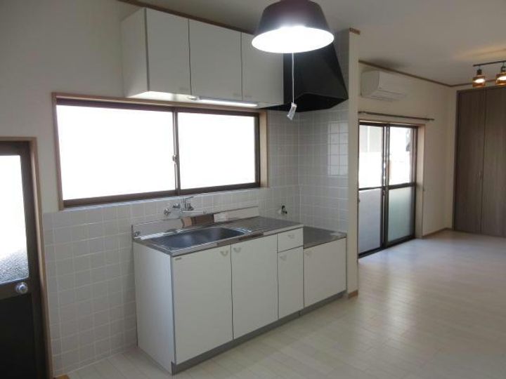 愛媛県西条市福武甲(一戸建)の賃貸物件のキッチン