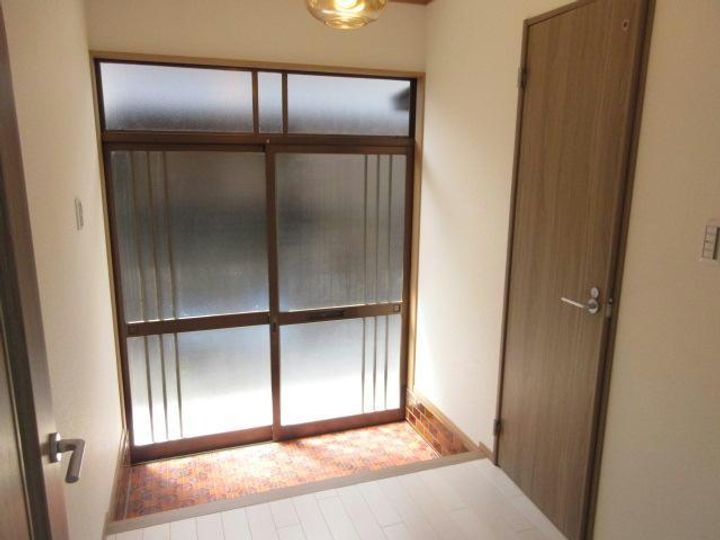 愛媛県西条市福武甲(一戸建)の賃貸物件の玄関