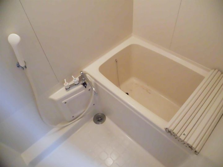 シャンポール小川の風呂