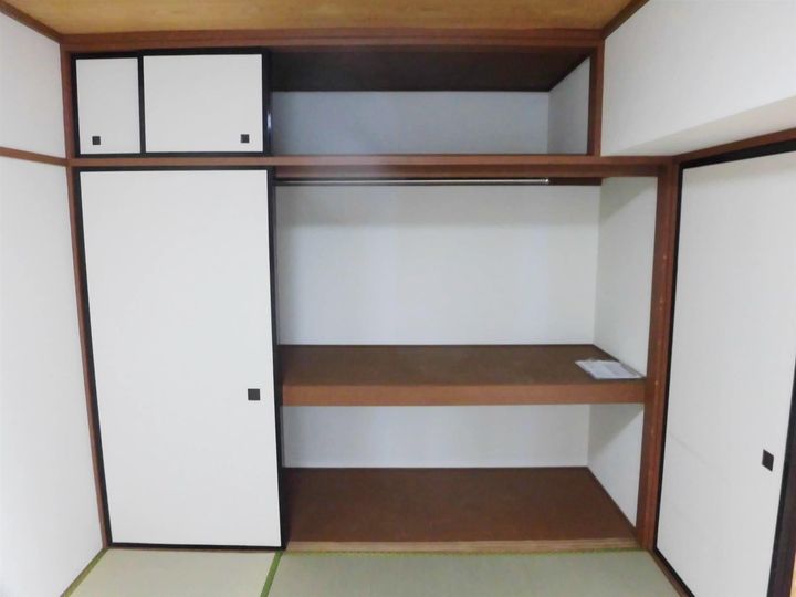 シャンポール小川の内装