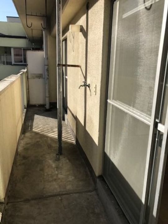 安部ビルの内装