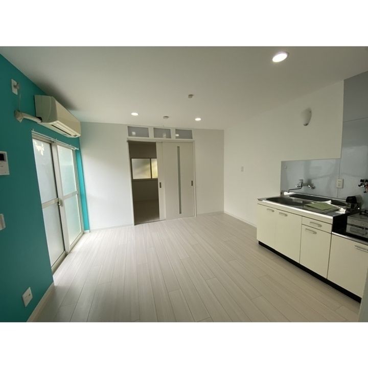 JS小山町の居間