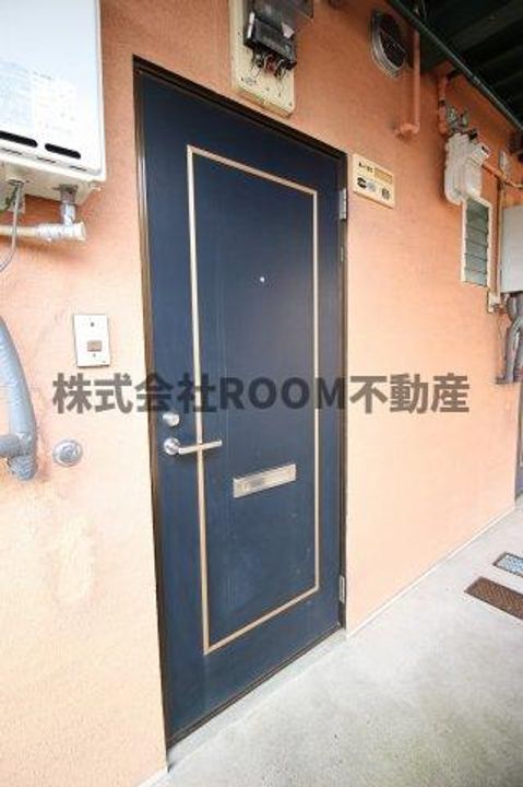 オレンジハウス A・Bの玄関