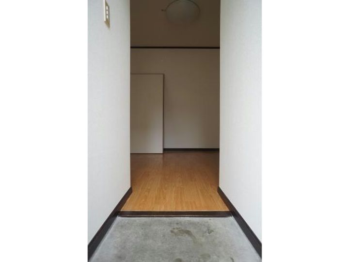 乙顔コーポの玄関