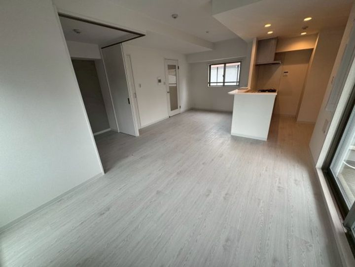 大阪府大阪市天王寺区石ケ辻町(マンション)の賃貸物件の居間