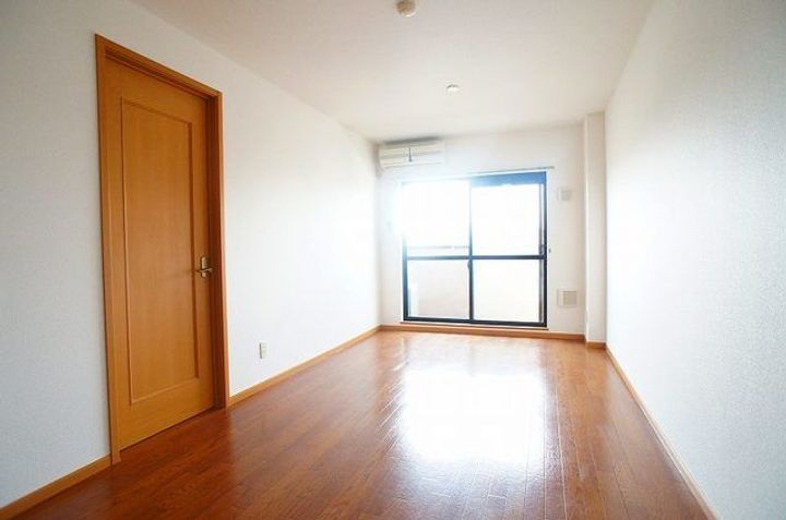 埼玉県さいたま市桜区大字上大久保(マンション)の賃貸物件の居間